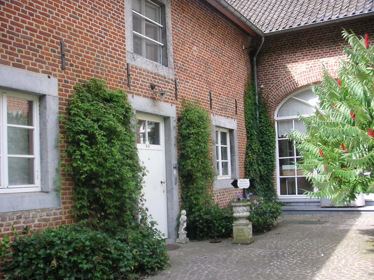 Вилла Vakantie Huizen De Heerlijkheid Satenbergh Heers Экстерьер фото